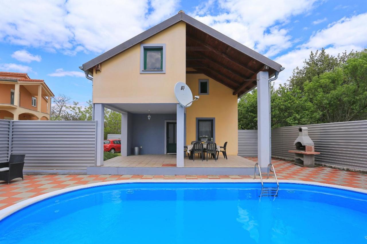 Holiday Home Lucija Sveti Filip i Jakov Exterior foto